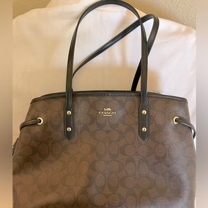 Beautiful Coach black & brown handbag. Like new.